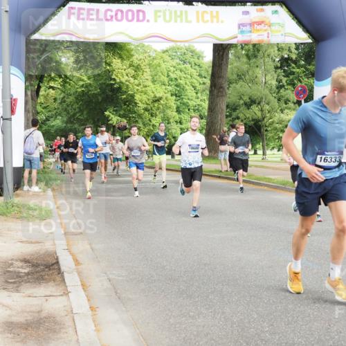 29.06.2025 - hella hamburg halbmarathon MichiJ http://msf.ph/oto/8271702 29.06.2025 10:31:19 Zwischen KM18-KM19 2653, 4229, 4235, 5011, 5506, 7635, 7734, 7765, 9364, 10216, 11177, 11907, 12327, 16333, 16648, 18449, 18659, 18680 meine-sportfotos.de