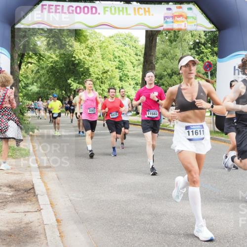 29.06.2025 - hella hamburg halbmarathon MichiJ http://msf.ph/oto/8271761 29.06.2025 10:55:56 Zwischen KM18-KM19 1406, 4663, 5166, 5176, 6028, 6083, 7802, 9845, 11582, 11611, 13285, 14270, 15858, 17439, 18910 meine-sportfotos.de