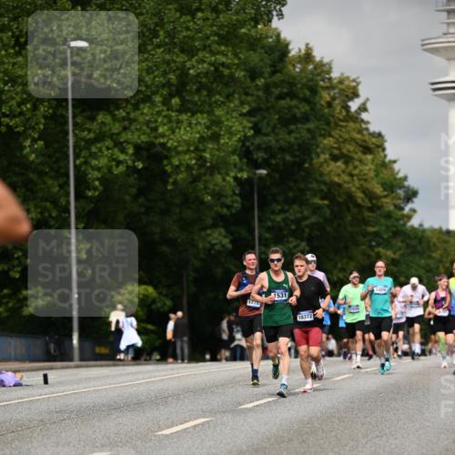 29.06.2025 - hella hamburg halbmarathon Dr. Thomas Lammeyer http://msf.ph/oto/8271769 29.06.2025 10:15:14 Kennedybrücke 1166, 1531, 1866, 1992, 4227, 4287, 5379, 5440, 5990, 5991, 8171, 8807, 8810, 9169, 9191, 10372, 11321 meine-sportfotos.de