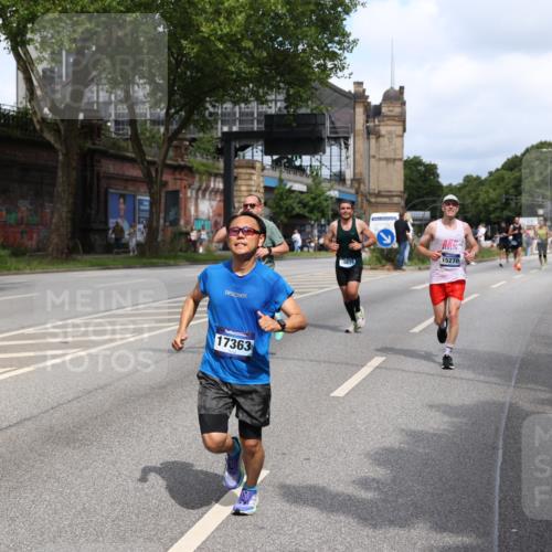 29.06.2025 - hella hamburg halbmarathon Yannick Fuchs http://msf.ph/oto/8271796 29.06.2025 10:37:02 20KM 1209, 1312, 1700, 2233, 4235, 4823, 5436, 6721, 6770, 7035, 7448, 7693, 7734, 7765, 7865, 9833, 10216, 10469, 11907, 12839, 13446, 13709, 13725, 14447, 14811, 14813, 15095, 15175, 15270, 15297, 15301, 15535, 16295, 16333, 16507, 16626, 16660, 16677, 17000, 17016, 17177, 17363, 17864, 17911, 18275, 18330, 18559, 18632, 18680, 18920 meine-sportfotos.de