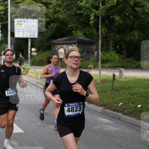 29.06.2025 - hella hamburg halbmarathon Yannick Fuchs http://msf.ph/oto/8271948 29.06.2025 10:37:02 20KM 1209, 1312, 1700, 2233, 4235, 4823, 5436, 6721, 6770, 7035, 7448, 7693, 7734, 7765, 7865, 9833, 10216, 10469, 11907, 12839, 13446, 13709, 13725, 14447, 14811, 14813, 15095, 15175, 15270, 15297, 15301, 15535, 16295, 16333, 16507, 16626, 16660, 16677, 17000, 17016, 17177, 17363, 17864, 17911, 18275, 18330, 18559, 18632, 18680, 18920 meine-sportfotos.de