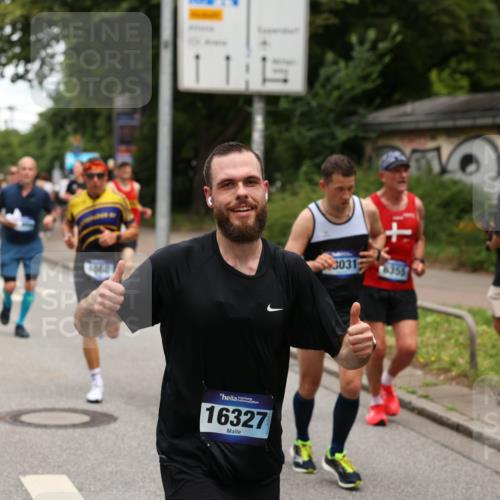 29.06.2025 - hella hamburg halbmarathon Yannick Fuchs http://msf.ph/oto/8272080 29.06.2025 10:49:10 20KM 1120, 1143, 2029, 2252, 2448, 2955, 3037, 3256, 3652, 4249, 4616, 4868, 4897, 4903, 5021, 6355, 6891, 6938, 7221, 8618, 8691, 10044, 10188, 11231, 11568, 12248, 12483, 12526, 12544, 12584, 13267, 13470, 14750, 14834, 14845, 14909, 15300, 15854, 15868, 15896, 16108, 16110, 16327, 16334, 16609, 17603, 17842, 18031, 18190, 19047 meine-sportfotos.de