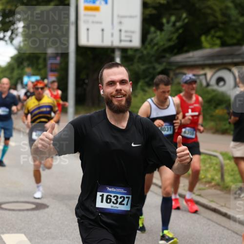 29.06.2025 - hella hamburg halbmarathon Yannick Fuchs http://msf.ph/oto/8272120 29.06.2025 10:49:10 20KM 1120, 1143, 2029, 2252, 2448, 2955, 3037, 3256, 3652, 4249, 4616, 4868, 4897, 4903, 5021, 6355, 6891, 6938, 7221, 8618, 8691, 10044, 10188, 11231, 11568, 12248, 12483, 12526, 12544, 12584, 13267, 13470, 14750, 14834, 14845, 14909, 15300, 15854, 15868, 15896, 16108, 16110, 16327, 16334, 16609, 17603, 17842, 18031, 18190, 19047 meine-sportfotos.de