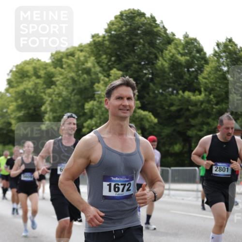 29.06.2025 - hella hamburg halbmarathon Jannik Wohlers http://msf.ph/oto/8272266 29.06.2025 10:33:57 Lombardsbrücke 1672, 2412, 2464, 2510, 2511, 2801, 3145, 4540, 4824, 4826, 5609, 6105, 6571, 6574, 7324, 7329, 8349, 8705, 8965, 9379, 10360, 10564, 11872, 12165, 12896, 13437, 13747, 13957, 14047, 14854, 14855, 14918, 15793, 15983, 16682, 16919, 17105, 17230, 17650, 17789, 18044, 18158, 18941 meine-sportfotos.de