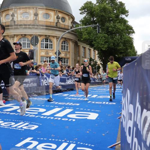 29.06.2025 - hella hamburg halbmarathon Strokosch-Dieckow http://msf.ph/oto/8272273 29.06.2025 10:47:01 Ziel 1139, 1460, 1689, 4093, 4377, 5472, 6700, 7908, 9794, 10122, 12579, 13728, 14385, 14415, 14449, 14594, 14783, 15684, 15825, 16081, 17979 meine-sportfotos.de