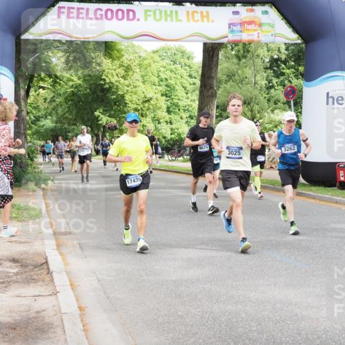 29.06.2025 - hella hamburg halbmarathon MichiJ http://msf.ph/oto/8272314 29.06.2025 10:56:00 Zwischen KM18-KM19 1406, 3025, 3262, 4663, 5176, 6028, 6083, 7802, 9674, 9845, 11611, 12653, 13285, 14270, 15858, 17439, 18617 meine-sportfotos.de