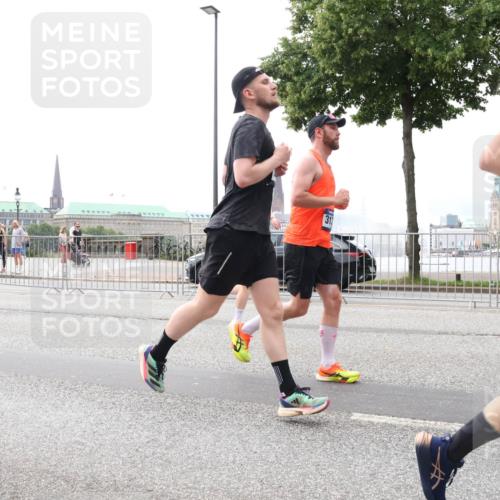 29.06.2025 - hella hamburg halbmarathon Lena Gebhardt http://msf.ph/oto/8272428 29.06.2025 10:34:54 Lombardsbrücke 313, 1025, 1284, 1497, 1849, 2023, 2355, 2376, 3130, 3409, 3420, 4540, 4564, 4884, 5027, 5453, 6034, 6171, 6310, 6329, 6335, 6379, 6397, 6571, 6803, 6843, 7020, 7267, 7299, 7386, 7644, 7733, 7927, 8369, 8705, 8793, 9122, 9164, 9248, 9379, 9448, 9514, 10335, 10358, 10464, 10606, 10674, 11122, 11233, 11245, 11646, 12019, 12164, 12236, 12382, 12764, 15477, 16238, 16311, 16390, 16682, 18158, 18941 meine-sportfotos.de