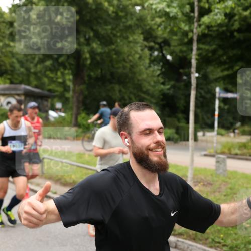 29.06.2025 - hella hamburg halbmarathon Yannick Fuchs http://msf.ph/oto/8272436 29.06.2025 10:49:11 20KM 1120, 1143, 2029, 2252, 2448, 3037, 3256, 4249, 4616, 4868, 4897, 4903, 5021, 6355, 6891, 6938, 7221, 8618, 8691, 10044, 10188, 10582, 11231, 11568, 12248, 12483, 12526, 12544, 12584, 13236, 13267, 13470, 14750, 14834, 14845, 14909, 15300, 15854, 15868, 15896, 16108, 16110, 16327, 16334, 16609, 17603, 18031, 18190, 18290, 19047 meine-sportfotos.de