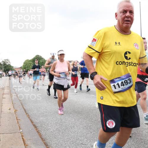 29.06.2025 - hella hamburg halbmarathon Lena Gebhardt http://msf.ph/oto/8272497 29.06.2025 10:54:25 Lombardsbrücke 15791, 1830, 4177, 11493, 1910, 1263, 1762, 1779, 1789, 1822, 1949, 2084, 2244, 2372, 2532, 2586, 2600, 2761, 2854, 3079, 3187, 3188, 3249, 3364, 3465, 3467, 3557, 3761, 3795, 3857, 4323, 4685, 4720, 4838, 4971, 5157, 5185, 5216, 5309, 5514, 5804, 5817, 5898, 5933, 5993, 6023, 6279, 6468, 6583, 6987, 6988, 7498, 7670, 7874, 7946, 7986, 8801, 8803, 8867, 9130, 9138, 9203, 10207, 10471, 11033, 11354, 11567, 11569, 11785, 12930, 13272 meine-sportfotos.de