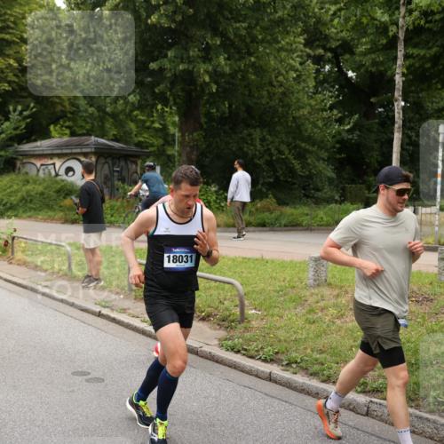29.06.2025 - hella hamburg halbmarathon Yannick Fuchs http://msf.ph/oto/8272511 29.06.2025 10:49:11 20KM 1120, 1143, 2029, 2252, 2448, 3037, 3256, 4249, 4616, 4868, 4897, 4903, 5021, 6355, 6891, 6938, 7221, 8618, 8691, 10044, 10188, 10582, 11231, 11568, 12248, 12483, 12526, 12544, 12584, 13236, 13267, 13470, 14750, 14834, 14845, 14909, 15300, 15854, 15868, 15896, 16108, 16110, 16327, 16334, 16609, 17603, 18031, 18190, 18290, 19047 meine-sportfotos.de