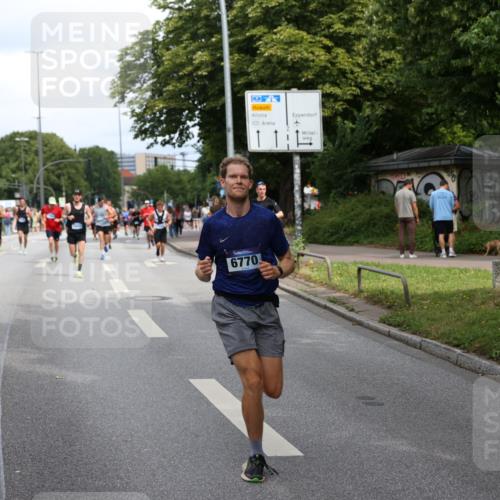 29.06.2025 - hella hamburg halbmarathon Yannick Fuchs http://msf.ph/oto/8272608 29.06.2025 10:37:04 20KM 1312, 1353, 1700, 2233, 4235, 4823, 5436, 6721, 6770, 7035, 7448, 7693, 7734, 7765, 7865, 9371, 9833, 10216, 10469, 11907, 12839, 13446, 14447, 14560, 14811, 14813, 15095, 15175, 15270, 15297, 15301, 15535, 16295, 16333, 16507, 16626, 16660, 16677, 17000, 17016, 17177, 17363, 17733, 17864, 17911, 18275, 18330, 18559, 18632, 18659, 18680, 18920 meine-sportfotos.de