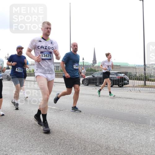 29.06.2025 - hella hamburg halbmarathon Lena Gebhardt http://msf.ph/oto/8272626 29.06.2025 10:34:55 Lombardsbrücke 20, 1631, 6310, 13471, 1347, 1025, 1284, 1497, 1849, 2023, 2355, 2376, 2751, 3130, 3409, 3420, 4540, 4564, 4884, 5027, 5453, 6034, 6171, 6189, 6310, 6329, 6335, 6379, 6397, 6803, 6843, 7020, 7267, 7299, 7386, 7644, 7733, 7927, 8369, 8705, 8793, 9122, 9164, 9248, 9448, 9514, 10335, 10358, 10464, 10606, 10674, 11122, 11233, 11245, 11646, 12019, 12164, 12236, 12382, 12764, 15477, 16238, 16311, 16390, 16682, 18158 meine-sportfotos.de