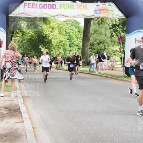 29.06.2025 - hella hamburg halbmarathon MichiJ http://msf.ph/oto/8272628 29.06.2025 10:56:02 Zwischen KM18-KM19 1406, 2942, 3025, 3262, 5176, 6028, 6083, 9674, 12653, 15012, 15858, 17439, 18616, 18617 meine-sportfotos.de