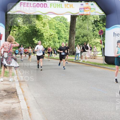 29.06.2025 - hella hamburg halbmarathon MichiJ http://msf.ph/oto/8272681 29.06.2025 10:56:02 Zwischen KM18-KM19 1406, 2942, 3025, 3262, 5176, 6028, 6083, 9674, 12653, 15012, 15858, 17439, 18616, 18617 meine-sportfotos.de
