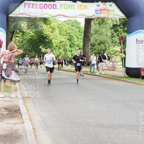 29.06.2025 - hella hamburg halbmarathon MichiJ http://msf.ph/oto/8272723 29.06.2025 10:56:02 Zwischen KM18-KM19 1406, 2942, 3025, 3262, 5176, 6028, 6083, 9674, 12653, 15012, 15858, 17439, 18616, 18617 meine-sportfotos.de