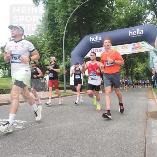 29.06.2025 - hella hamburg halbmarathon KatJ http://msf.ph/oto/8272724 29.06.2025 10:39:59 Zwischen KM18-KM19 1706, 2111, 2540, 2595, 3208, 4837, 5169, 5194, 6164, 6390, 7130, 7786, 8447 meine-sportfotos.de