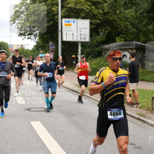 29.06.2025 - hella hamburg halbmarathon Yannick Fuchs http://msf.ph/oto/8272725 29.06.2025 10:49:12 20KM 1120, 1143, 2029, 2252, 2448, 3037, 3256, 4249, 4616, 4868, 4897, 4903, 5021, 6355, 6891, 6938, 7221, 8618, 8691, 10044, 10188, 10582, 11231, 11568, 12248, 12483, 12526, 12544, 12584, 13234, 13236, 13267, 13470, 14750, 14834, 14845, 14909, 15300, 15854, 15868, 15896, 16108, 16110, 16213, 16327, 16334, 16609, 17603, 17940, 18031, 18190, 18290, 19047 meine-sportfotos.de