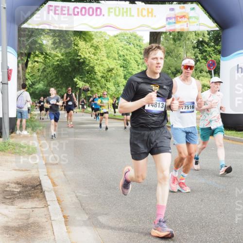 29.06.2025 - hella hamburg halbmarathon MichiJ http://msf.ph/oto/8272848 29.06.2025 10:31:24 Zwischen KM18-KM19 5011, 5506, 7026, 7865, 10251, 11177, 14813, 16224, 16333, 16648, 17403, 17516, 18680, 19009 meine-sportfotos.de