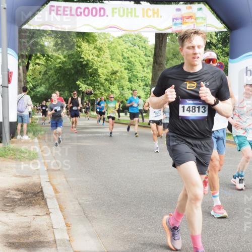 29.06.2025 - hella hamburg halbmarathon MichiJ http://msf.ph/oto/8272916 29.06.2025 10:31:25 Zwischen KM18-KM19 4080, 5011, 5506, 7026, 7865, 9534, 10251, 14813, 16224, 16333, 16648, 17403, 17516, 18680, 19009 meine-sportfotos.de