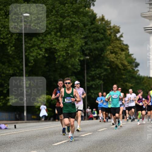 29.06.2025 - hella hamburg halbmarathon Dr. Thomas Lammeyer http://msf.ph/oto/8272960 29.06.2025 10:15:16 Kennedybrücke 1166, 1531, 1866, 1992, 4227, 5379, 5440, 5990, 5991, 8807, 8810, 9169, 9191, 10372, 11321 meine-sportfotos.de