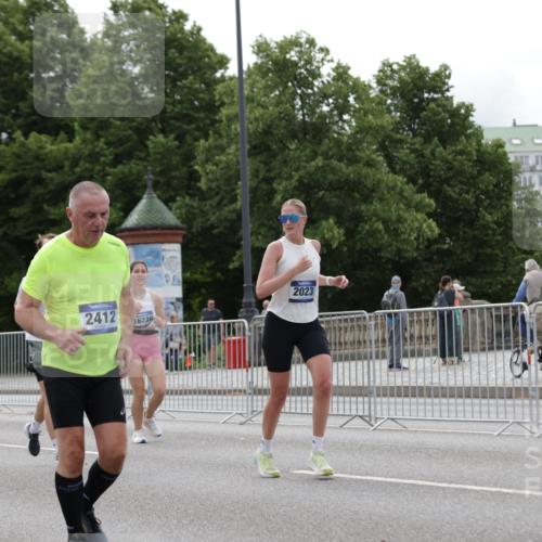29.06.2025 - hella hamburg halbmarathon Jannik Wohlers http://msf.ph/oto/8272990 29.06.2025 10:34:06 Lombardsbrücke 1025, 1672, 2023, 2412, 2510, 2511, 2801, 3420, 4540, 4824, 4826, 5609, 6034, 6105, 6171, 6329, 6571, 6574, 6843, 7386, 7644, 7733, 8705, 8965, 9164, 9379, 9448, 10335, 10564, 10674, 11872, 12164, 13747, 13957, 14854, 14855, 14918, 16238, 16311, 16390, 16682, 16919, 17230, 17650, 18158, 18941 meine-sportfotos.de
