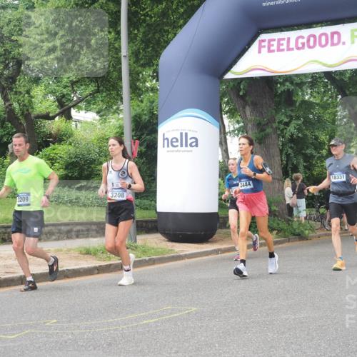 29.06.2025 - hella hamburg halbmarathon KatJ http://msf.ph/oto/8273001 29.06.2025 10:40:02 Zwischen KM18-KM19 1706, 2444, 3208, 3209, 5169, 5194, 6390, 7130, 7786, 8390, 8447 meine-sportfotos.de