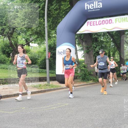 29.06.2025 - hella hamburg halbmarathon KatJ http://msf.ph/oto/8273161 29.06.2025 10:40:02 Zwischen KM18-KM19 1706, 2444, 3208, 3209, 5169, 5194, 6390, 7130, 7786, 8390, 8447 meine-sportfotos.de