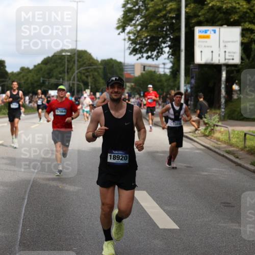 29.06.2025 - hella hamburg halbmarathon Yannick Fuchs http://msf.ph/oto/8273218 29.06.2025 10:37:08 20KM 1312, 1353, 1675, 1700, 2233, 4235, 5011, 5436, 6770, 7035, 7448, 7734, 7765, 7865, 9364, 9371, 9534, 9833, 10216, 10469, 11907, 12839, 13446, 14226, 14447, 14560, 14813, 15095, 15175, 15255, 15270, 15297, 15301, 15535, 16295, 16333, 16626, 16660, 16677, 17000, 17177, 17733, 17864, 17911, 18275, 18304, 18559, 18632, 18659, 18680, 18920 meine-sportfotos.de