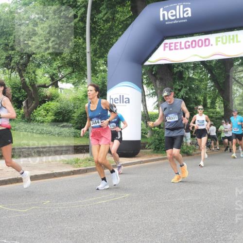 29.06.2025 - hella hamburg halbmarathon KatJ http://msf.ph/oto/8273230 29.06.2025 10:40:03 Zwischen KM18-KM19 1706, 2444, 3208, 3209, 5169, 5194, 6390, 7786, 8390 meine-sportfotos.de