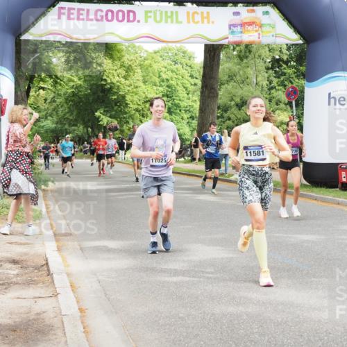 29.06.2025 - hella hamburg halbmarathon MichiJ http://msf.ph/oto/8273285 29.06.2025 10:56:08 Zwischen KM18-KM19 2942, 4649, 9738, 11581, 15012, 18616, 18617 meine-sportfotos.de