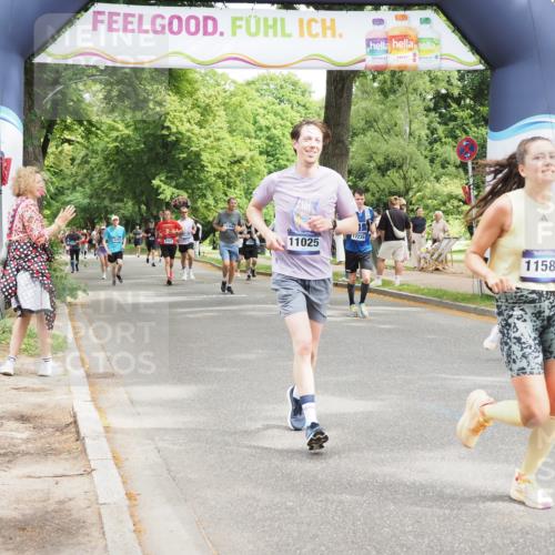 29.06.2025 - hella hamburg halbmarathon MichiJ http://msf.ph/oto/8273358 29.06.2025 10:56:09 Zwischen KM18-KM19 2942, 4649, 9738, 11025, 11581, 15012, 17239, 18616 meine-sportfotos.de