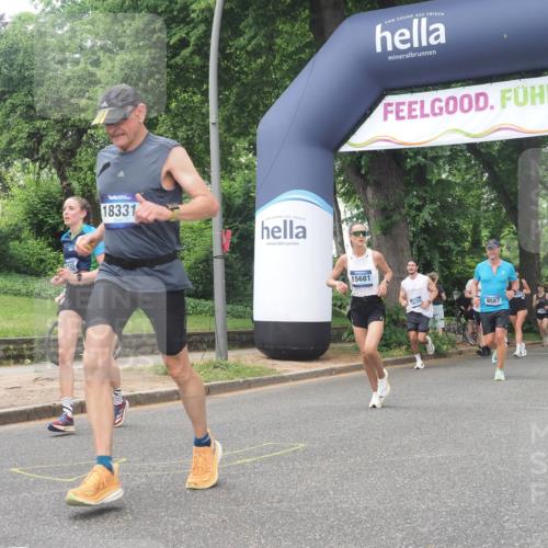 29.06.2025 - hella hamburg halbmarathon KatJ http://msf.ph/oto/8273364 29.06.2025 10:40:04 Zwischen KM18-KM19 2444, 3208, 3209, 5169, 5194, 6390, 7786, 8390, 8587 meine-sportfotos.de