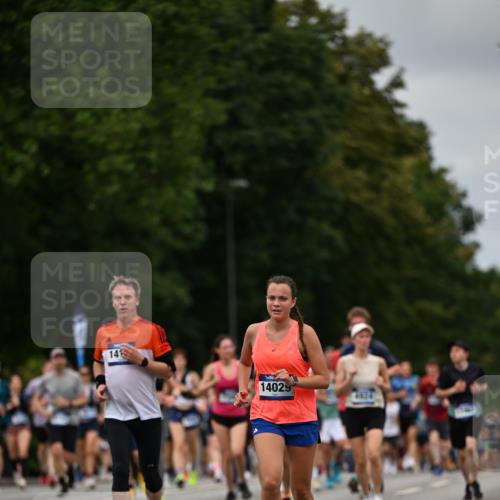 29.06.2025 - hella hamburg halbmarathon Dr. Thomas Lammeyer http://msf.ph/oto/8273377 29.06.2025 10:36:05 Kennedybrücke 1235, 1292, 2672, 3239, 3358, 3751, 3752, 4314, 4924, 5496, 5601, 5658, 5743, 6344, 7239, 7295, 7334, 7344, 7535, 7570, 7695, 7816, 7898, 8127, 8304, 8538, 8757, 9478, 9604, 9882, 10248, 10421, 10653, 11168 meine-sportfotos.de