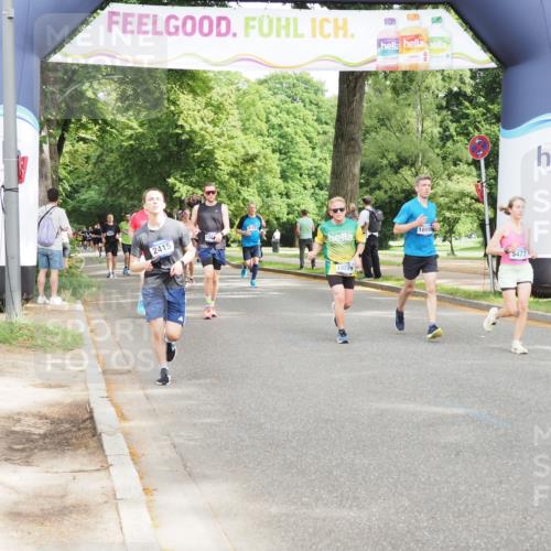 29.06.2025 - hella hamburg halbmarathon MichiJ http://msf.ph/oto/8273395 29.06.2025 10:31:27 Zwischen KM18-KM19 2415, 4080, 5477, 7026, 7865, 9114, 9534, 10099, 10251, 13897, 14813, 16224, 16648, 17403, 17516, 18680, 19009, 19229 meine-sportfotos.de