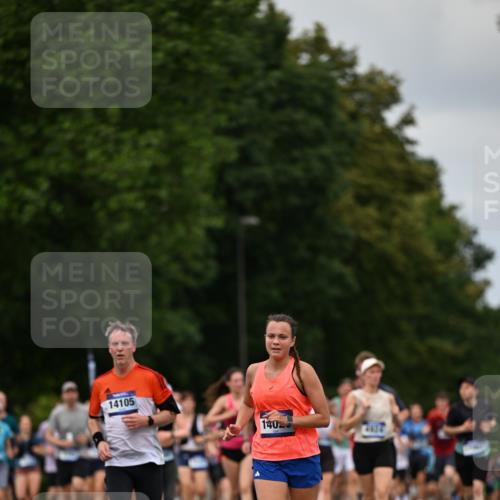 29.06.2025 - hella hamburg halbmarathon Dr. Thomas Lammeyer http://msf.ph/oto/8273405 29.06.2025 10:36:05 Kennedybrücke 1235, 1292, 2672, 3239, 3358, 3751, 3752, 4314, 4924, 5496, 5601, 5658, 5743, 6344, 7239, 7295, 7334, 7344, 7535, 7570, 7695, 7816, 7898, 8127, 8304, 8538, 8757, 9478, 9604, 9882, 10248, 10421, 10653, 11168 meine-sportfotos.de