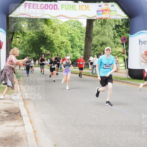 29.06.2025 - hella hamburg halbmarathon MichiJ http://msf.ph/oto/8273687 29.06.2025 10:56:16 Zwischen KM18-KM19 4864, 4962, 6295, 8727, 11025, 14384, 17239, 17296, 17985 meine-sportfotos.de