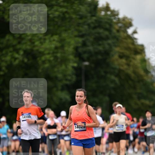29.06.2025 - hella hamburg halbmarathon Dr. Thomas Lammeyer http://msf.ph/oto/8273702 29.06.2025 10:36:06 Kennedybrücke 1235, 1292, 2672, 3239, 3358, 3707, 3751, 3752, 3778, 4314, 4365, 4605, 4924, 5496, 5601, 5658, 5743, 6218, 6344, 7239, 7295, 7334, 7344, 7535, 7570, 7695, 7816, 7898, 8127, 8304, 8538, 8757, 9478, 9604, 9882, 10248, 10421, 10653, 11168 meine-sportfotos.de