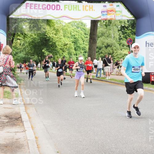 29.06.2025 - hella hamburg halbmarathon MichiJ http://msf.ph/oto/8273732 29.06.2025 10:56:16 Zwischen KM18-KM19 4864, 4962, 6295, 8727, 11025, 14384, 17239, 17296, 17985 meine-sportfotos.de