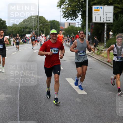 29.06.2025 - hella hamburg halbmarathon Yannick Fuchs http://msf.ph/oto/8273749 29.06.2025 10:37:10 20KM 1353, 1675, 1700, 1735, 2233, 4235, 5011, 5124, 5436, 7035, 7448, 7734, 7765, 7865, 9364, 9371, 9534, 9833, 10216, 10469, 11907, 12839, 13446, 14226, 14447, 14560, 14813, 15095, 15175, 15255, 15297, 15301, 15328, 15535, 16295, 16333, 16660, 16677, 17000, 17177, 17733, 17864, 17911, 18004, 18275, 18304, 18559, 18632, 18659, 18680, 18920 meine-sportfotos.de