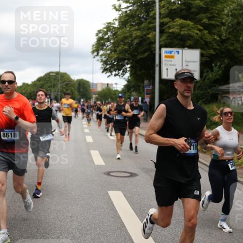 29.06.2025 - hella hamburg halbmarathon Yannick Fuchs http://msf.ph/oto/8273838 29.06.2025 10:49:14 20KM 1120, 1143, 1834, 2029, 2252, 2448, 3037, 3256, 4249, 4616, 4868, 4897, 5021, 6355, 6891, 6938, 7147, 7221, 8573, 8618, 8691, 10044, 10188, 10582, 11231, 11568, 12248, 12483, 12544, 12584, 13234, 13236, 13267, 13470, 14750, 14845, 14909, 15300, 15854, 15868, 15896, 16108, 16110, 16213, 16327, 16334, 16609, 17603, 17940, 18031, 18190, 18290, 19047 meine-sportfotos.de