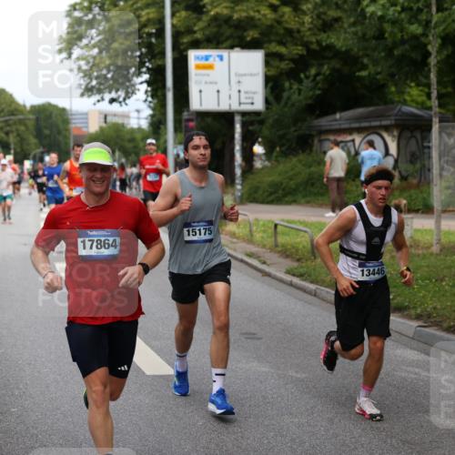 29.06.2025 - hella hamburg halbmarathon Yannick Fuchs http://msf.ph/oto/8273862 29.06.2025 10:37:10 20KM 1353, 1675, 1700, 1735, 2233, 4235, 5011, 5124, 5436, 7035, 7448, 7734, 7765, 7865, 9364, 9371, 9534, 9833, 10216, 10469, 11907, 12839, 13446, 14226, 14447, 14560, 14813, 15095, 15175, 15255, 15297, 15301, 15328, 15535, 16295, 16333, 16660, 16677, 17000, 17177, 17733, 17864, 17911, 18004, 18275, 18304, 18559, 18632, 18659, 18680, 18920 meine-sportfotos.de