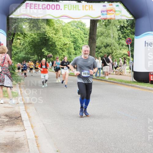 29.06.2025 - hella hamburg halbmarathon MichiJ http://msf.ph/oto/8273971 29.06.2025 10:56:24 Zwischen KM18-KM19 2288, 3091, 4962, 8614, 11987, 12492, 17988, 18218 meine-sportfotos.de