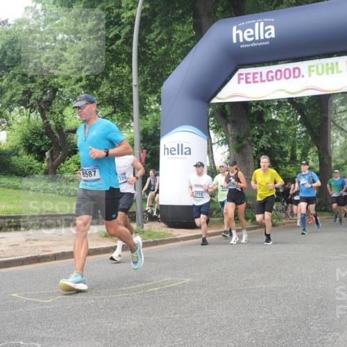 29.06.2025 - hella hamburg halbmarathon KatJ http://msf.ph/oto/8274027 29.06.2025 10:40:06 Zwischen KM18-KM19 2444, 3208, 3209, 4065, 8390, 8587 meine-sportfotos.de
