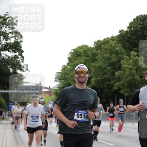 29.06.2025 - hella hamburg halbmarathon Jannik Wohlers http://msf.ph/oto/8274043 29.06.2025 10:34:16 Lombardsbrücke 1025, 2023, 2355, 3130, 3420, 5453, 6034, 6171, 6329, 6843, 7020, 7386, 7644, 7733, 8369, 8705, 8793, 9122, 9164, 9448, 9514, 10335, 10674, 11122, 11245, 11646, 12164, 12236, 12382, 13311, 13416, 13471, 13473, 14273, 15310, 15380, 15477, 16238, 16311, 16390, 16682, 17412, 18892 meine-sportfotos.de
