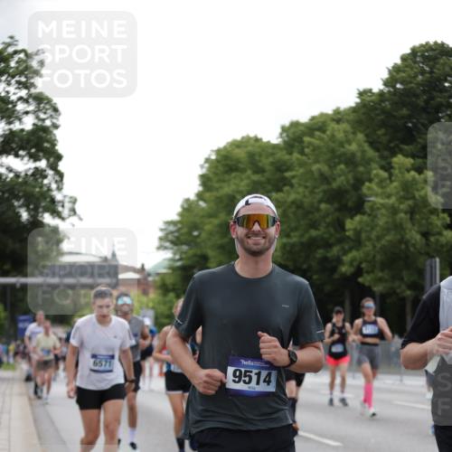 29.06.2025 - hella hamburg halbmarathon Jannik Wohlers http://msf.ph/oto/8274063 29.06.2025 10:34:16 Lombardsbrücke 1025, 2023, 2355, 3130, 3420, 5453, 6034, 6171, 6329, 6843, 7020, 7386, 7644, 7733, 8369, 8705, 8793, 9122, 9164, 9448, 9514, 10335, 10674, 11122, 11245, 11646, 12164, 12236, 12382, 13311, 13416, 13471, 13473, 14273, 15310, 15380, 15477, 16238, 16311, 16390, 16682, 17412, 18892 meine-sportfotos.de