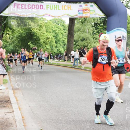 29.06.2025 - hella hamburg halbmarathon MichiJ http://msf.ph/oto/8274242 29.06.2025 10:56:28 Zwischen KM18-KM19 1032, 3091, 4204, 8614, 11987, 12492, 17988, 19190 meine-sportfotos.de