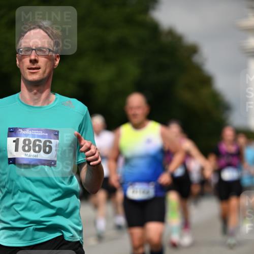 29.06.2025 - hella hamburg halbmarathon Dr. Thomas Lammeyer http://msf.ph/oto/8274272 29.06.2025 10:15:25 Kennedybrücke 1166, 1531, 1866, 1992, 4227, 5254, 5379, 5990, 5991, 7571, 9169, 9191, 10372, 10428, 11321 meine-sportfotos.de