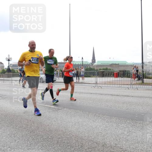 29.06.2025 - hella hamburg halbmarathon Lena Gebhardt http://msf.ph/oto/8274315 29.06.2025 10:34:58 Lombardsbrücke 15984, 17344, 10, 6335, 14527, 1025, 1284, 1497, 1849, 2023, 2355, 2376, 2751, 3130, 3409, 3420, 4564, 4884, 5027, 5453, 6034, 6171, 6189, 6310, 6329, 6335, 6379, 6397, 6803, 6843, 7020, 7267, 7299, 7386, 7644, 7733, 7927, 8369, 8793, 9122, 9164, 9248, 9448, 9514, 10335, 10358, 10464, 10606, 10674, 11122, 11233, 11245, 11359, 11646, 11886, 12019, 12164, 12236, 12382, 12764, 15477, 16238, 16311, 16390 meine-sportfotos.de