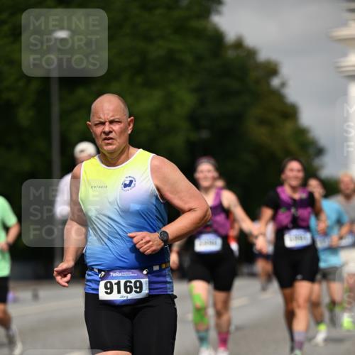 29.06.2025 - hella hamburg halbmarathon Dr. Thomas Lammeyer http://msf.ph/oto/8274359 29.06.2025 10:15:27 Kennedybrücke 1166, 1531, 1866, 1992, 4227, 5254, 5379, 5990, 5991, 7571, 9169, 9191, 10042, 10372, 10428, 11321 meine-sportfotos.de