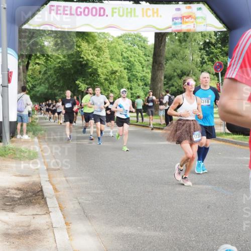29.06.2025 - hella hamburg halbmarathon MichiJ http://msf.ph/oto/8274462 29.06.2025 10:31:31 Zwischen KM18-KM19 1735, 2415, 4080, 5477, 7865, 9114, 9534, 10099, 12153, 13897, 14813, 15706, 16338, 19229 meine-sportfotos.de